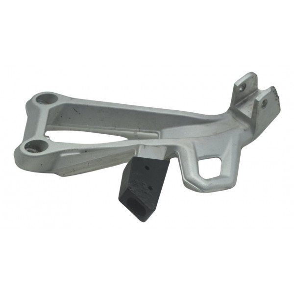 Suporte Pedaleira Traseira Direita C/ Detalh Bmw F 750 16-22