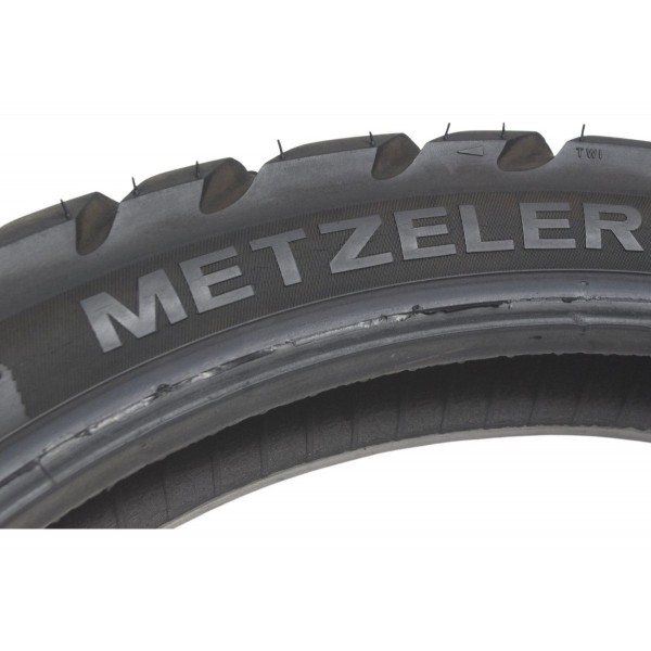 Pneu C/ Detalhes Metzeler Karoo 3 110/80-19 M/c 59r