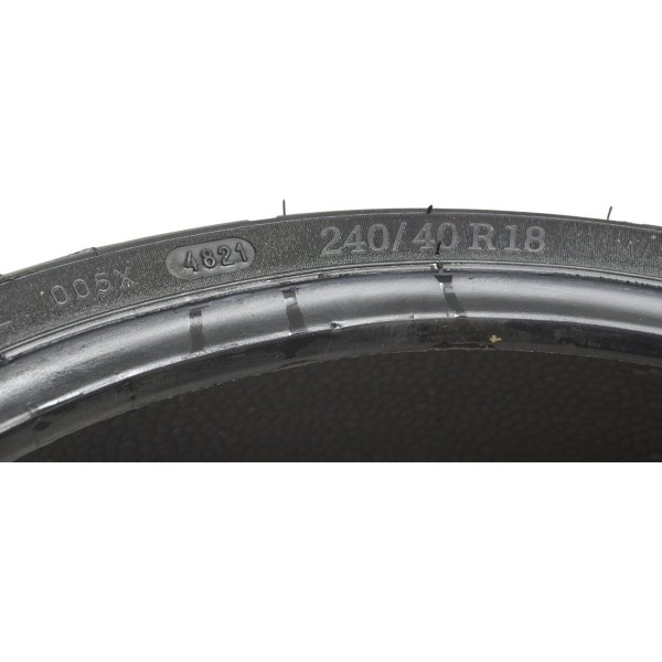 Pneu Michelin Scorcher  11  Harley Davidson 240/40 R18 79v