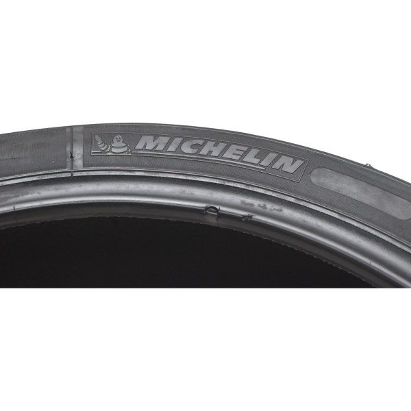 Pneu C/ Detalh Michelin Pilot Street Radial 160/60 Zr17 69w