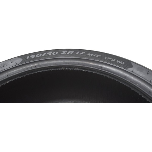 Pneu Metzeler Roadtec 01 190/50 Zr17 M/c 73w