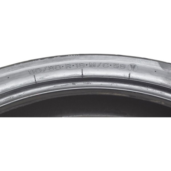Pneu C/ Detalhes Pirelli Scorpion Sync 110/80 R19 59v