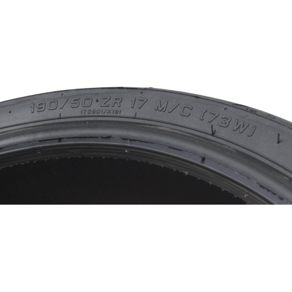 Pneu C/ Detalhes Pirelli Diablo 190/50 Zr17 M/c 73w