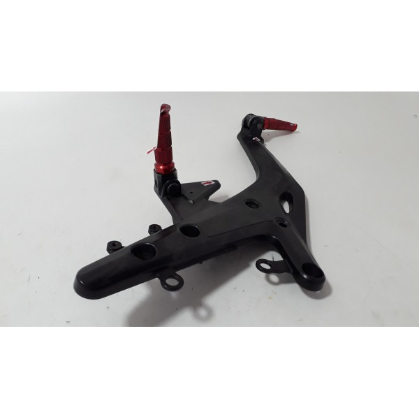 Bacalhau Direito Kawasaki Er6n 15/17 Original Quebrado 40639