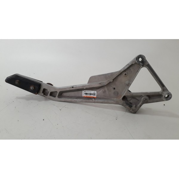 Bacalhau Esquerdo Honda Cb 600f Hornet 05/07 Descrição 41130