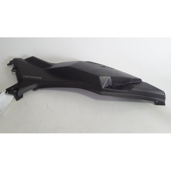 Carenagem Lateral Rabeta L/d Versys 300 2017 Original (493)