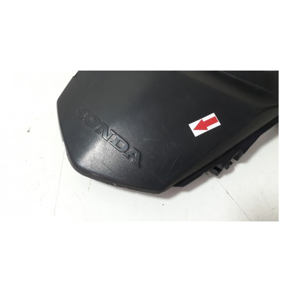 Carenagem Junção Rabeta Cg 160 Fan 16/21 Orig Detalhe 48299 Preto