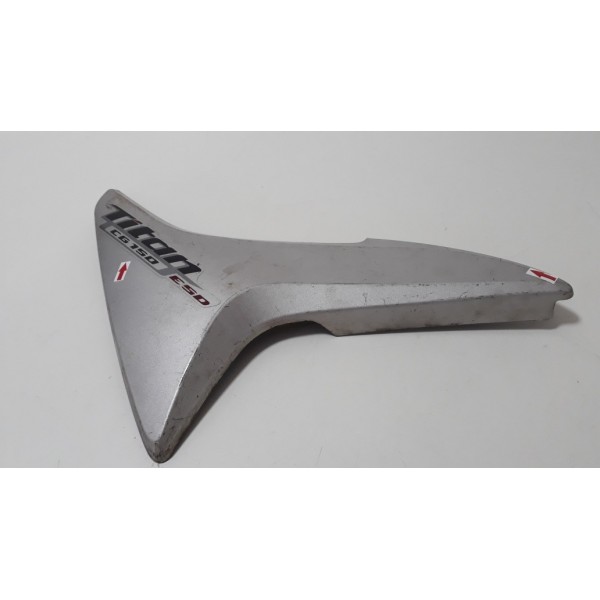 Carenagem Sup. Lateral Dir Cg 150 Titan 09/13 Avaria 31548