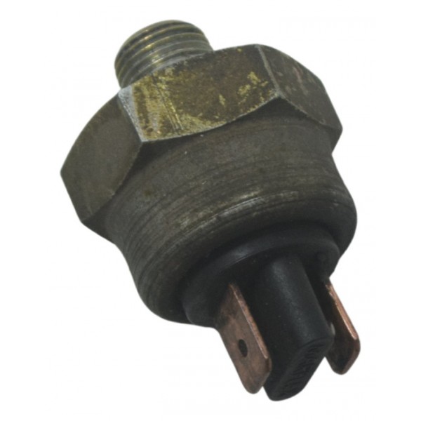 Sensor Interruptor Freio Tras Harley Softail Fat Boy 12-15