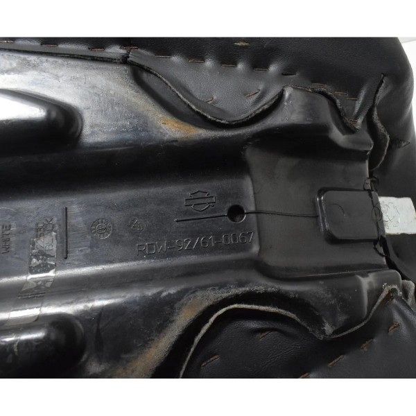 Banco C/detalhes Harley Dyna 08-11 Original Preto