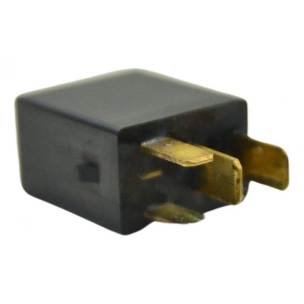 Rele Auxiliar Triumph Daytona 675r 13-16 Original 220v