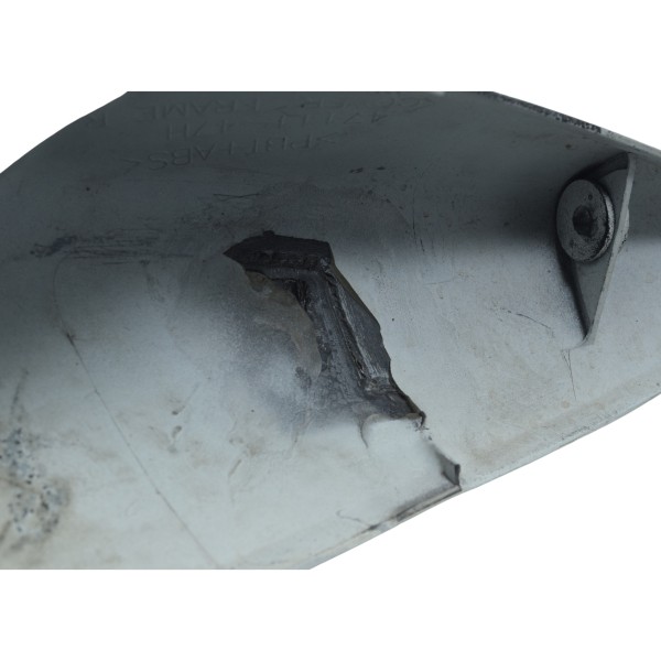 Carenagem Rabeta Dir C/ Detalhe Suzuki Gsx-r Srad 1000 11-16 Branco