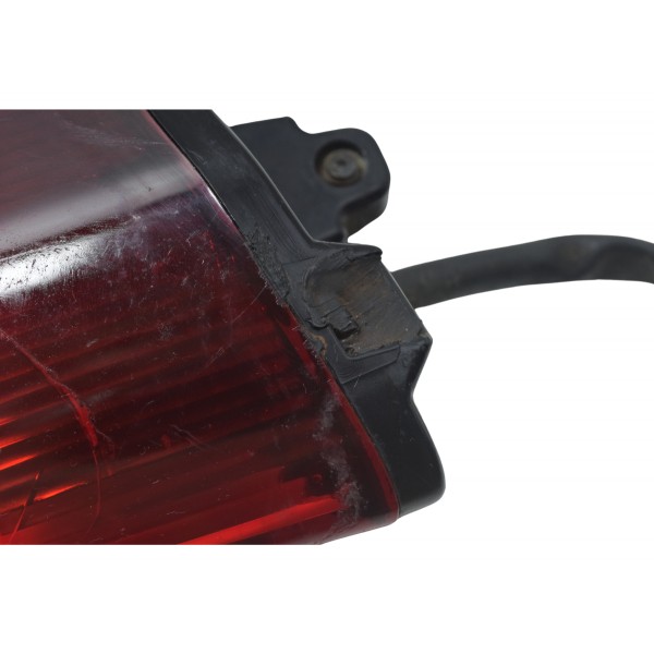Lanterna Traseira C/ Avaria Triumph Daytona 675r 09-12 Orig Esquerdo Vermelho