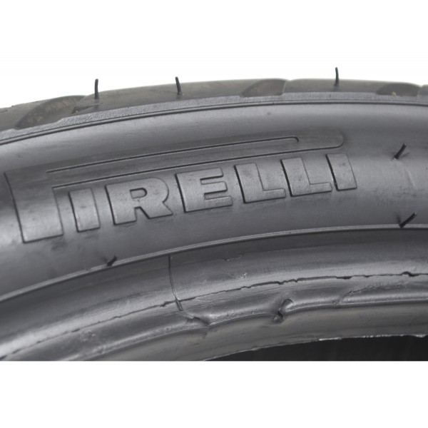 Pneu C/ Detalhes Pirelli Scorpion Trail Il 90/90-21