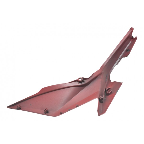 Rabeta Lateral Direita C/ Avaria Honda Cb 250f Twister 16-22 Vermelho